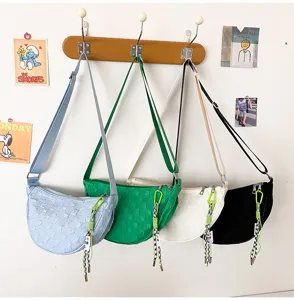 Fashion nylon crescent crossbody bag casual daily shoulder bag for men and women