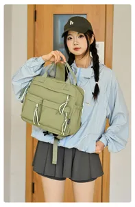 Sac à dos compact en nylon pour femme multi poches sac d'école décontracté vert