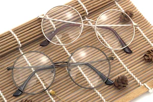 Occhiali da vista rotondi vintage in metallo con lenti trasparenti stile moda donna