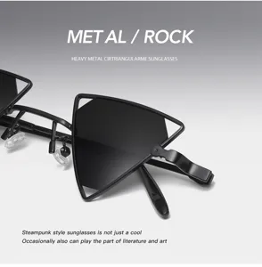 Steampunk dreieckige hohle Sonnenbrille Detailaufnahme, schwarzer Metallrahmen Mode.