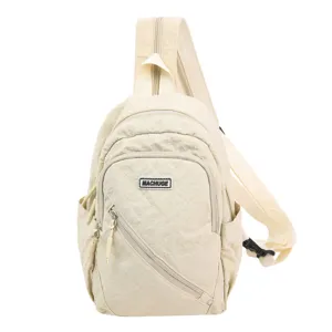 Sac à bandoulière décontracté en nylon pour hommes et femmes, sac de poitrine beige.