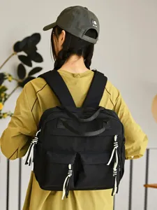 Sac à dos femme en nylon minimaliste petit style casual pour école et travail quotidien.