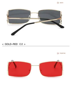 Vista detallada de gafas de sol retro cuadradas con una montura de metal dorado.