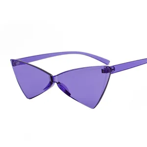 Occhiali da sole monoblocco triangolari viola occhiali di tendenza avant-garde vista principale