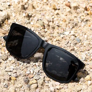 TR90 square polarized sunglasses for men, classic black outdoor driving sun glasses.