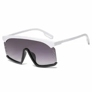 Große Shield Sonnenbrille für Damen und Herren, trendige futuristische Einteiler Brille.