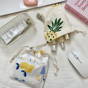 Joli sac de rangement à cordon avec motif de fruits, pochette anti-poussière portable.