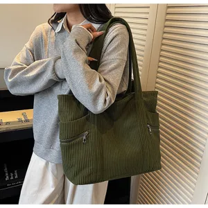 Grüne Cord Shopper Tasche Detailansicht, elegante große Schultertasche für Damen neu