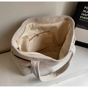 Retro Cord Fleece Schultertasche, große Kapazität modische lässige Handtasche für Damen.