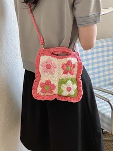 Borsa a Tracolla Floreale Lavorata a Maglia da Donna Carina Piccola Borsa a Spalla Quadrata Stile Dolce Borsa all'Uncinetto Abbinamento Quotidiano