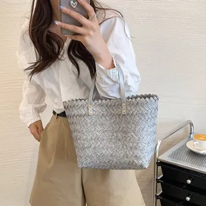 Chic Japanese style woven tote bag for women, stylish grey shoulder bag for daily casual wear.
