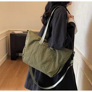 Korean style minimalist large capacity women shoulder crossbody tote bag in olive green.