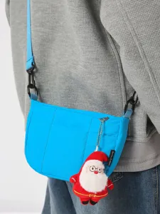 Lässige blaue karo Umhängetasche für Damen, stilvolle Streetwear Schultertasche mit Gurt.