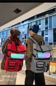 Grand sac à dos de fitness de voyage en plein air avec bande réfléchissante élégante.