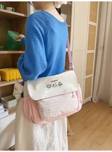 Bolso bandolera de cuadros dulce para estudiantes, bolso rosa con bordado de gato tierno.