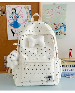 Süßer Cartoon großer Kapazität Student Schulrucksack mit Schleife Druck und Hund Anhänger Detail.