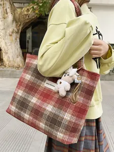 Otonno invierno retro cuadros contraste color bolso grande hombro mujer principal.