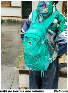 Detailansicht des Outdoor-Wander-Freizeit-Kordelzug-Rucksacks in leuchtendem Hellgrün.