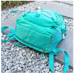 Leichter Outdoor-Rucksack in Cyan mit Kordelzuspannung für Wandern, Reisen und Alltag.