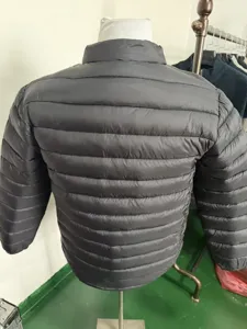 Hombre color solido invierno casual chaqueta acolchada cuello alto abrigo calido