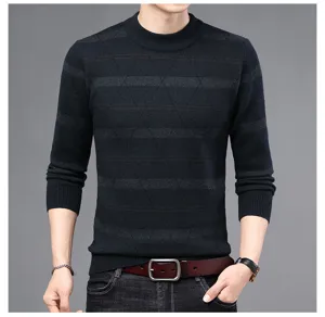Herren Strickpullover mit klassischem Rundhalsausschnitt und stilvollem Rautenmuster.