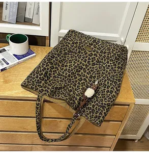 Modischer Leo-Print Umhängetasche, große Kapazität Segeltuch Tasche für Damen Alltag.