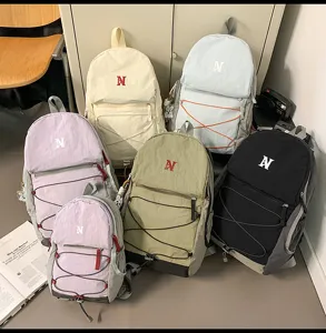 Lässiger Outdoor-Kordelzug-Rucksack, leichtes minimalistisches Schulranzen-Set.