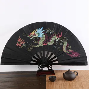 Éventail kung fu en plastique noir 1 pied pliable avec motif de dragon coloré pour tai-chi art.