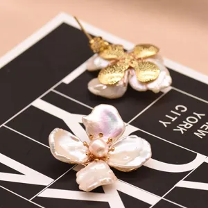 Natürliche Barock Perle Blumen Ohrringe handgemachte süße edle Damen Schmuck Accessoires.