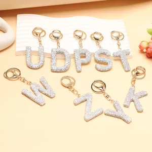 Glitzernde Strass Buchstaben Schlüsselanhänger Metall Charm für Damen Handtasche Auto Zubehör