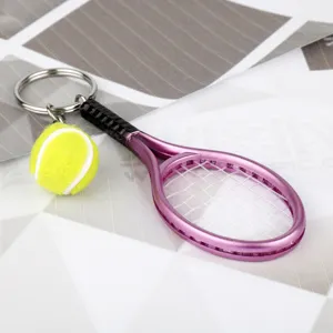 Portachiavi mini racchetta da tennis con pallina gialla anello metallo regalo dettaglio