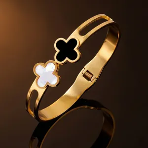Stainless Steel Four-Leaf Clover Bracelet Waterproof 18K Gold Plated Shell Flower Chic Fashion Jewelry Women Wristband