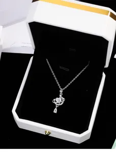 Collar de estrella y luna de ensueño en plata esterlina S999, diseño de lujo de nicho.