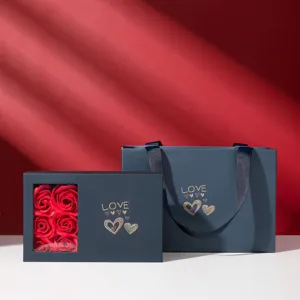 Scatola Regalo per Gioielli a Cuore Romantica Con Rose di Sapone Fiore Eterno Custodia per Anelli Collana Sacchetto Regalo Squisito per San Valentino Matrimonio Anniversario