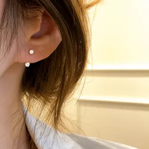 Pendientes de tuerca de diamante de doble cara minimalistas de plata S925 mujer.