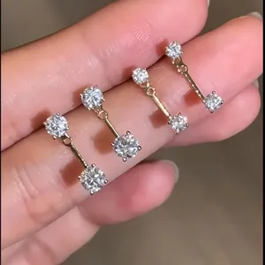 Detalles de pendientes de plata S925 con circonitas, diseño elegante para mujeres.
