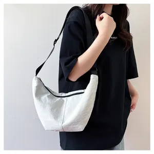 Bolso bandolera de nailon blanco informal para mujer, bolso cruzado de dumpling moderno.