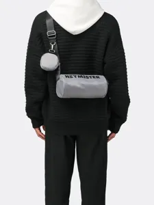 Borsa a tracolla cilindrica casual con lettere, borsa a spalla minimalista in nylon grigio.