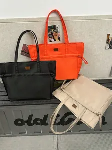 Borsa a tracolla in nylon casual per il lavoro quotidiano, grande shopper versatile.