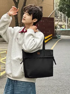 Borsa a tracolla casual in nylon per il commuting giornaliero, borsa tote alla moda