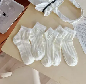 Femmes été mince creux nœud chaussettes courtes mignon polyvalent maille respirante