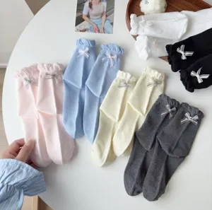 Süße Rüschen Socken mit Schleife für Damen, bequeme Bonbonfarben Freizeit Socken für Alltag.
