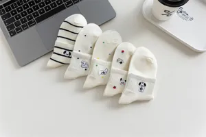 Cute cartoon dog embroidered cotton short socks set for women, breathable summer shallow boat socks.