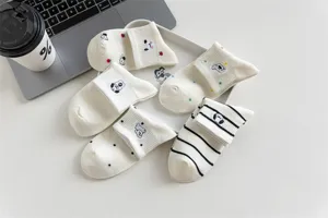 Women summer pure cotton short socks cute cartoon dog embroidery breathable boat socks detail view