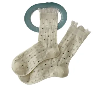 Calze bianche al polsino con volant in pizzo e pois, cotone traspirante estate donna.