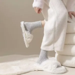 Thickened warm wool mid-tube socks for autumn and winter home wear, soft cozy thermal socks.