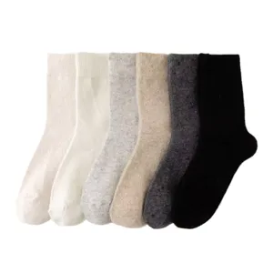 Thickened cashmere wool socks for men and women, cozy winter thermal mid-tube solid socks.