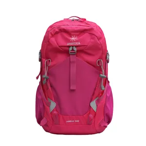 Rosa Nylon Wanderrucksack mit Schnalle, große Kapazität Outdoor Reise Bergsteigen Tasche.
