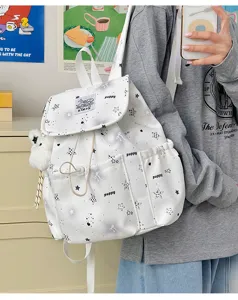 Japanischer Harajuku Stil süßer Sternen Druck Rucksack mit großem Kapazität für Schüler Reisen.