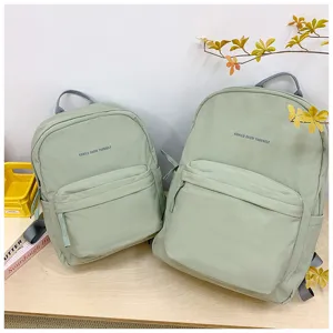 Trendiger waldstil buchstaben druck große kapazität schüler rucksack für den alltag